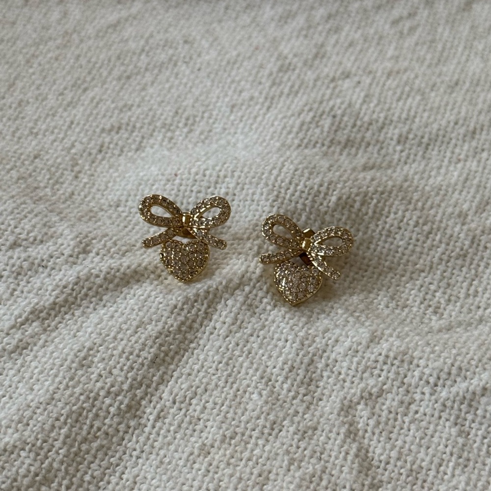 NWT Elegant Gold Bow Earrings | Stainless Steel - Picture 1 of 3